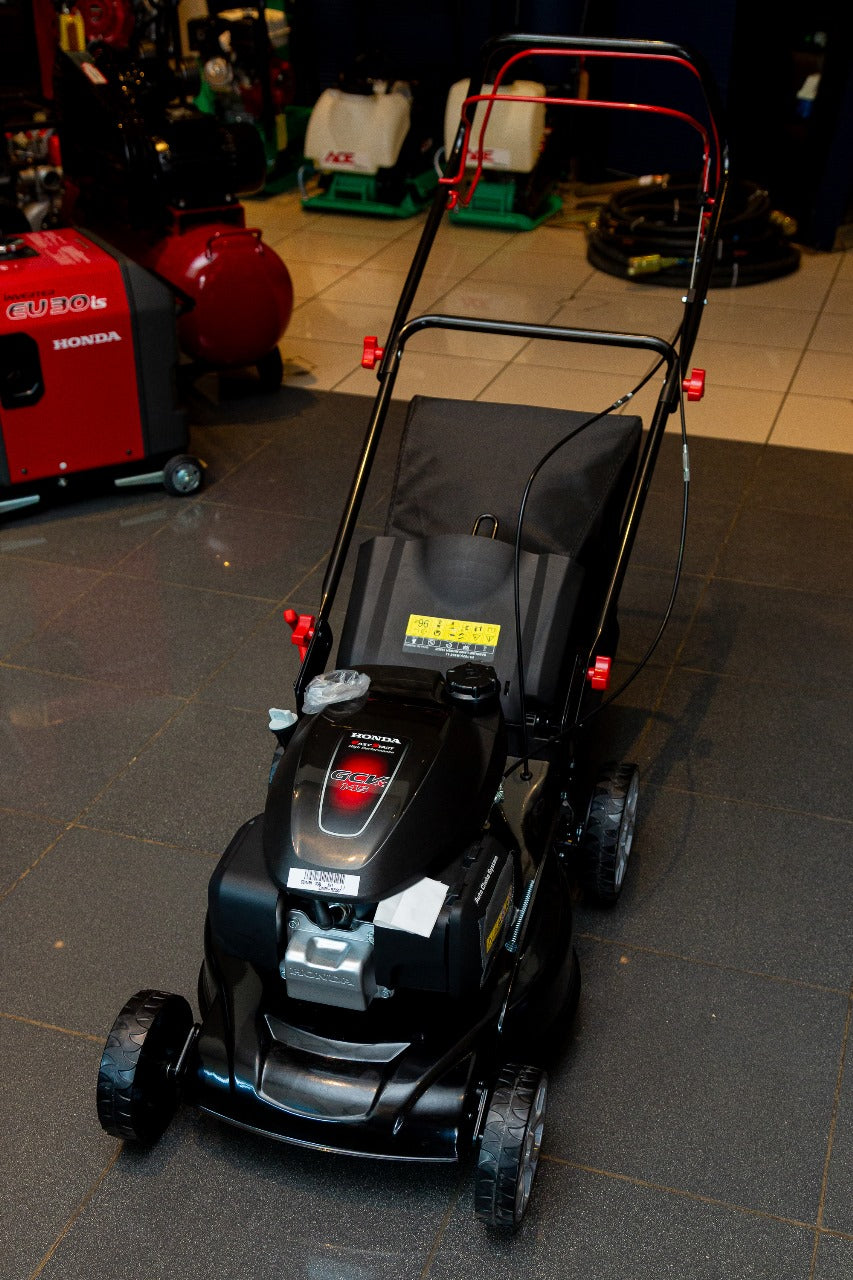 Honda Lawn Mower HL182 GCV145