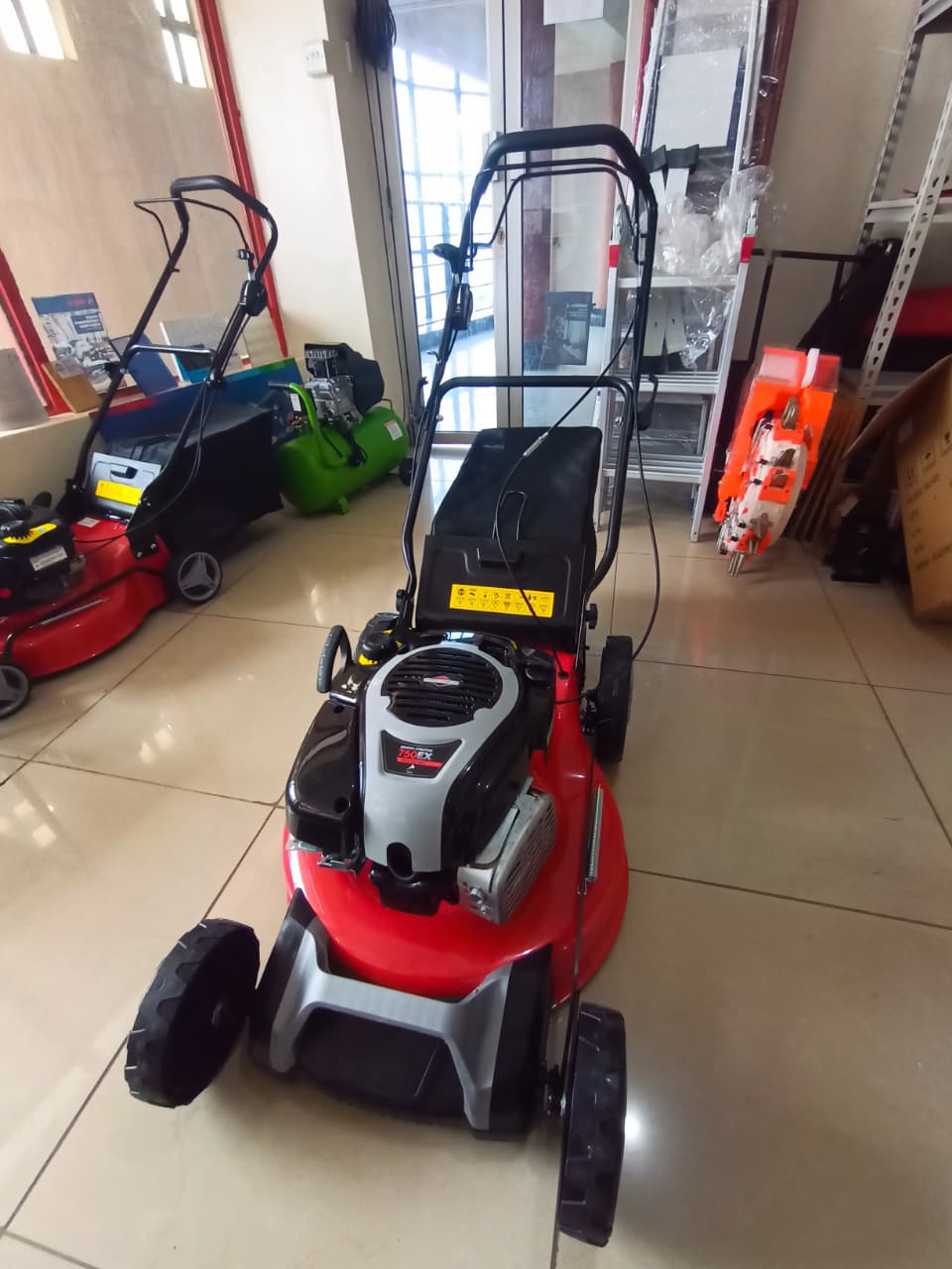 Briggs & Stratton Lawn Mower 161CC WYS21 - 750EX
