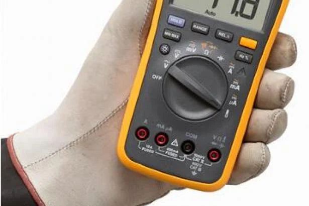 Fluke 17B+ Digital Multimeter