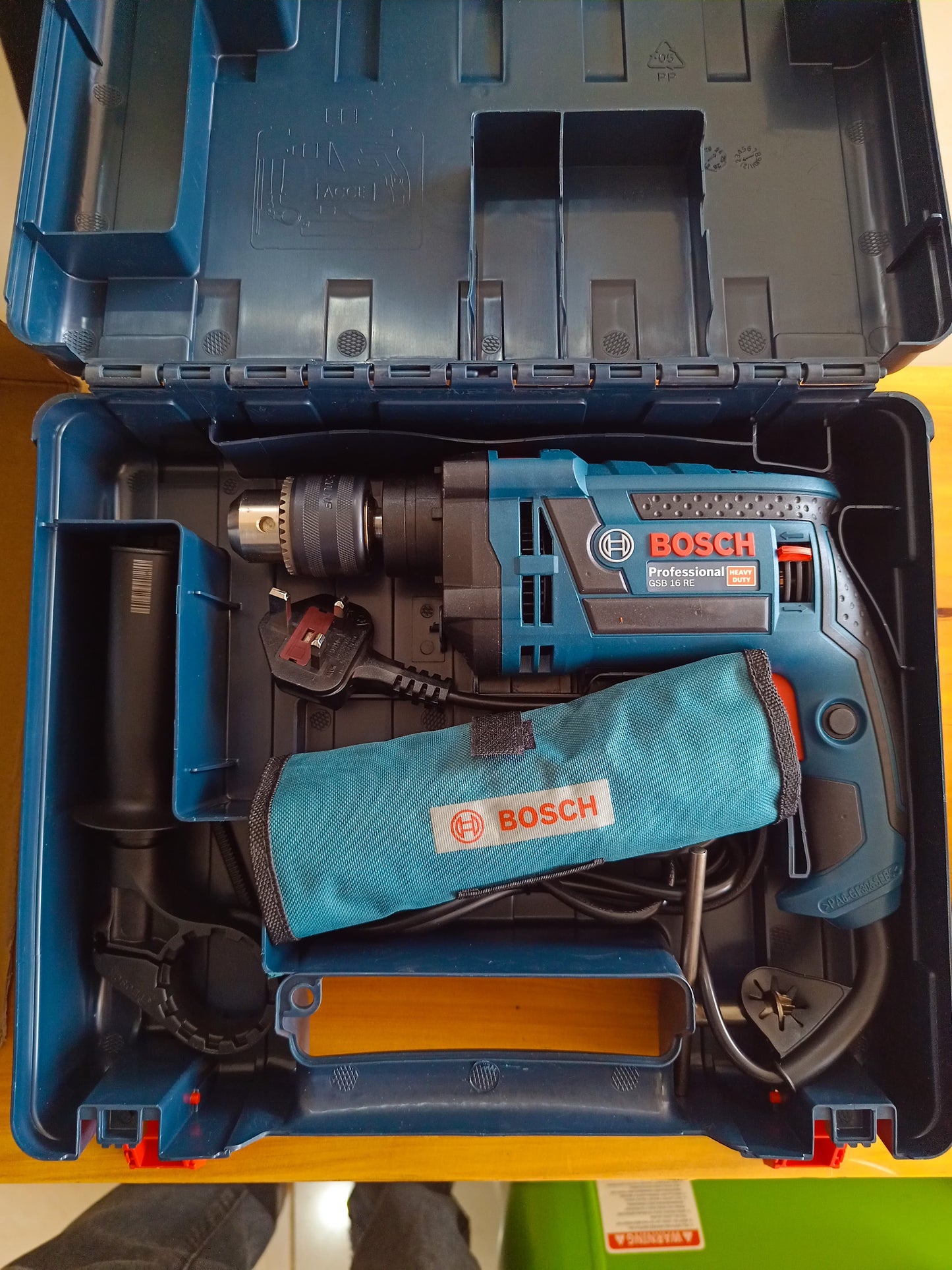 Bosch Impact Drill GSB 16 RE + 100 Accessories