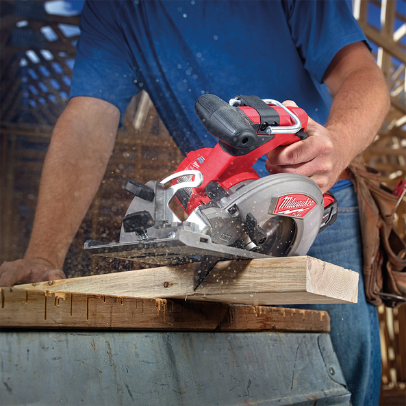 MILWAUKEE M18 CCS66 CIRCULAR SAW