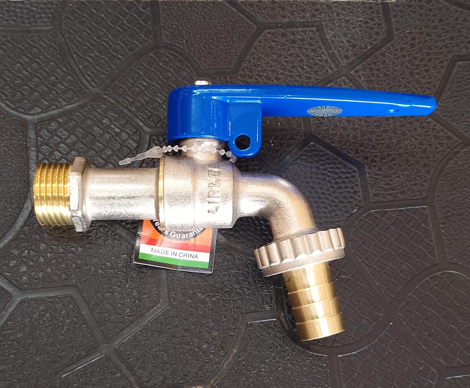 Garden Tap with blue lever handle and brass hose connector
